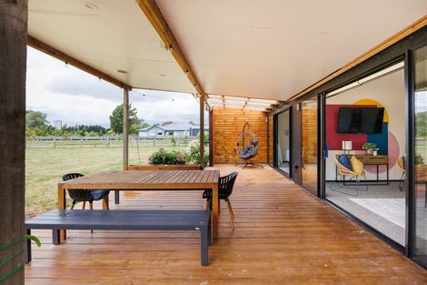 Photo of property in 2 Ashgrove Lane, Ashhurst, 4470