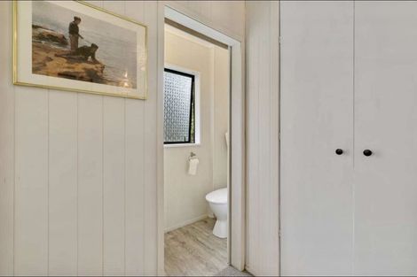 Photo of property in 390 Driving Creek Road, Coromandel, 3506