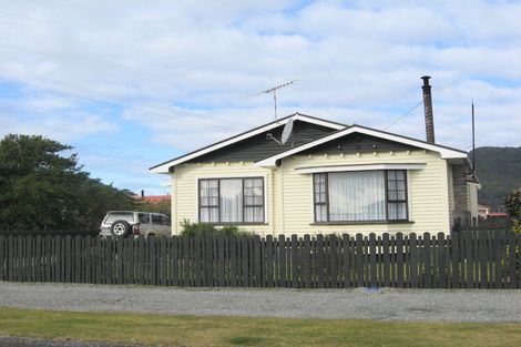 Photo of property in 49 Doyle Street, Blaketown, Greymouth, 7805