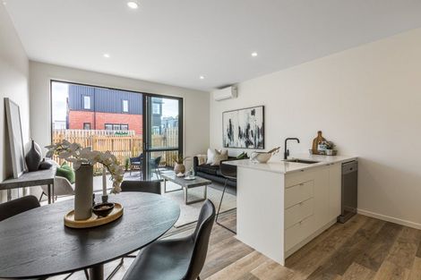 Photo of property in 70 Tahuhu Road, Mount Wellington, Auckland, 1062