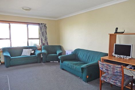 Photo of property in 9 Selwyn Street, South Hill, Oamaru, 9400