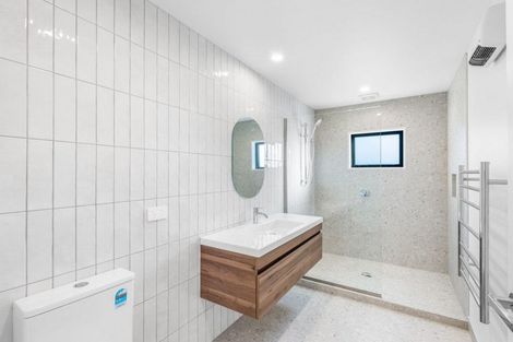 Photo of property in 1/71 Sullivan Avenue, Woolston, Christchurch, 8023