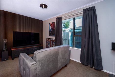 Photo of property in 1/63 Bridge Street, New Brighton, Christchurch, 8062