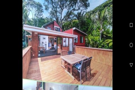 Photo of property in 53 Rayner Road, Piha, New Lynn, 0772