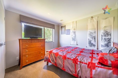 Photo of property in 201 Miromiro Road, Normandale, Lower Hutt, 5010