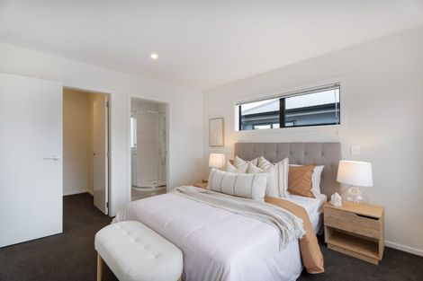 Photo of property in 10 Okoutu Lane, Moera, Lower Hutt, 5010