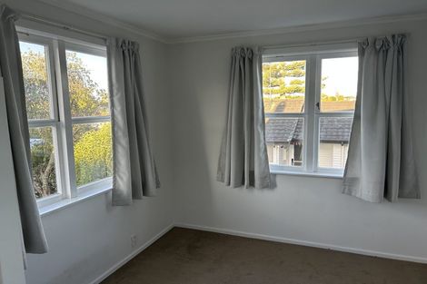 Photo of property in 23 Sheridan Drive, New Lynn, Auckland, 0600