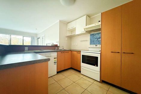 Photo of property in The Haven, 22/120 Beach Haven Road, Beach Haven, Auckland, 0626