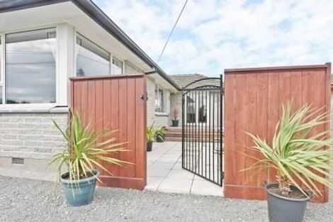 Photo of property in 1/37 Santa Rosa Avenue, Halswell, Christchurch, 8025