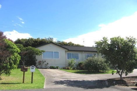 Photo of property in 13b Jacanas Place, Unsworth Heights, Auckland, 0632