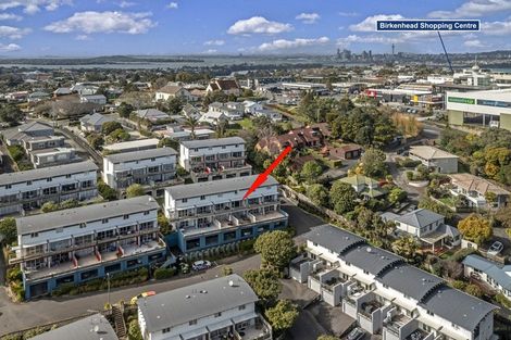 Photo of property in 8e/20 Ian Marwick Place, Birkenhead, Auckland, 0626