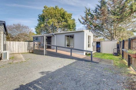 Photo of property in 43 Oakfield Crescent, Pukete, Hamilton, 3200