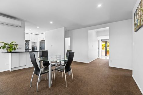 Photo of property in 49 Paynters Avenue, Strandon, New Plymouth, 4312