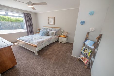Photo of property in 28 Berghan Road, Coopers Beach, 0420