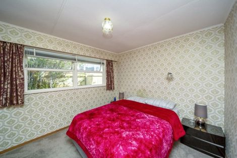 Photo of property in 52 Clawton Street, Westown, New Plymouth, 4310