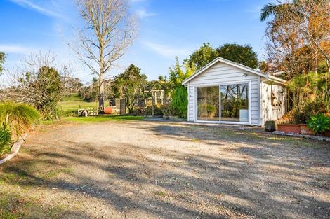 Photo of property in 391 Pine Valley Road, Dairy Flat, Silverdale, 0992