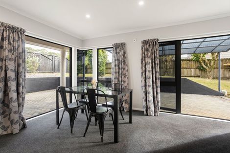 Photo of property in 51 Sunnyhills Avenue, Glenview, Hamilton, 3206