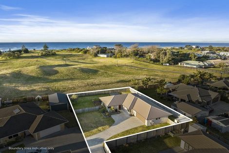 Photo of property in 15a Bunyan Road, Coastlands, Whakatane, 3120