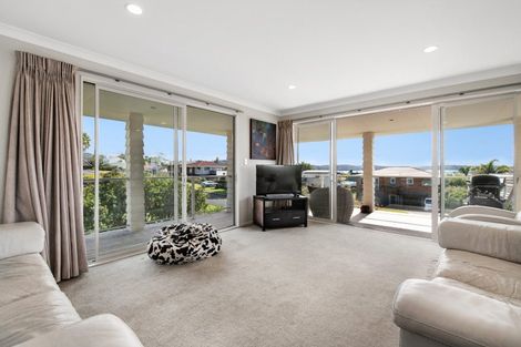 Photo of property in 15 Kawau View Road, Snells Beach, 0920