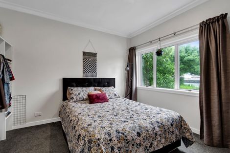 Photo of property in 17 Upjohn Street, Brooklands, New Plymouth, 4310
