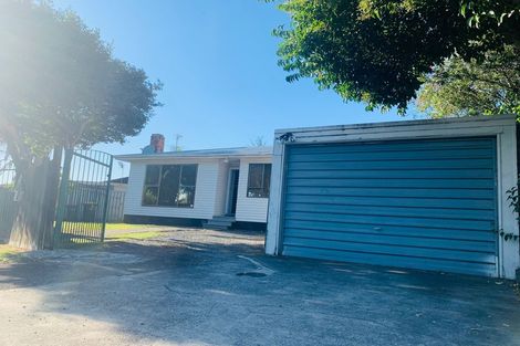 Photo of property in 1/17 Adams Road, Manurewa, Auckland, 2102