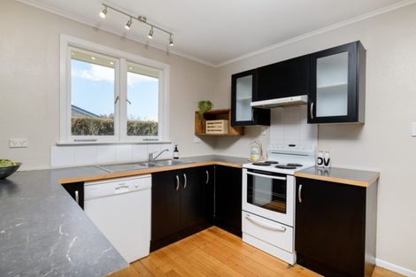Photo of property in 20 Queen Road, Bellevue, Tauranga, 3110