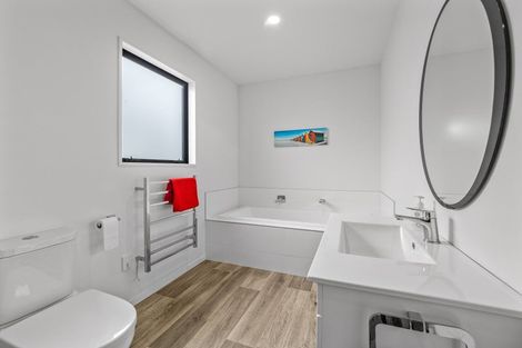 Photo of property in 9 Penbury Close, Huntingdon, Ashburton, 7774