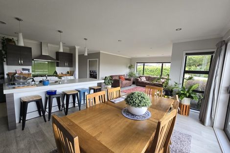 Photo of property in 116 Endeavour Drive, Whitby, Porirua, 5024