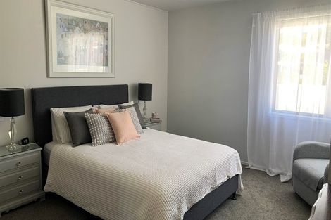 Photo of property in 1/9 Broderick Road, Johnsonville, Wellington, 6037