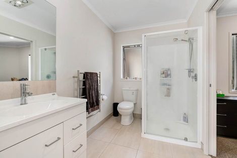Photo of property in 1 Puarangi Lane, Stanmore Bay, Whangaparaoa, 0932