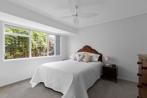 Photo of property in 2/8 Riverside Road, Orewa, 0931