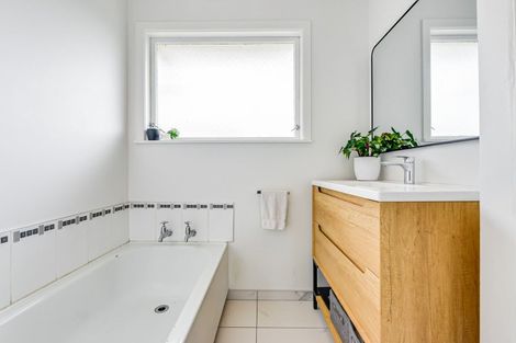 Photo of property in 31 Betley Crescent, Fairview Downs, Hamilton, 3214