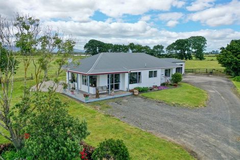 Photo of property in 40 Old Ferry Road, Orongo, Thames, 3574