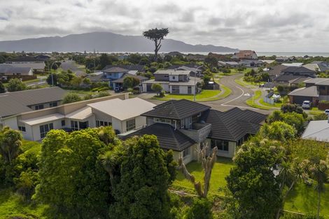 Photo of property in 78 The Drive, Paraparaumu Beach, Paraparaumu, 5032