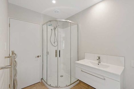 Photo of property in 3/22 Grove Road, Addington, Christchurch, 8024