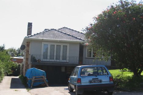 Photo of property in 21 Routley Drive, Glen Eden, Auckland, 0602