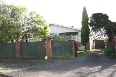 Photo of property in 37 Florence Avenue, Palmerston North, 4414