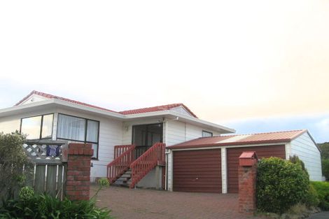 Photo of property in 7 Cathie Place, Karori, Wellington, 6012