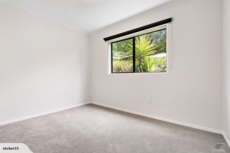 Photo of property in 2/56 Oaktree Avenue, Browns Bay, Auckland, 0630