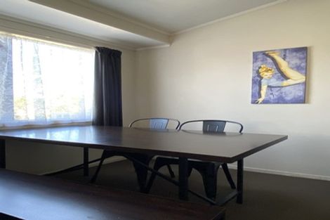 Photo of property in 8 Crosby Road, West Harbour, Auckland, 0618