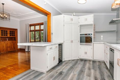 Photo of property in 9 Edward Street, Dannevirke, 4930