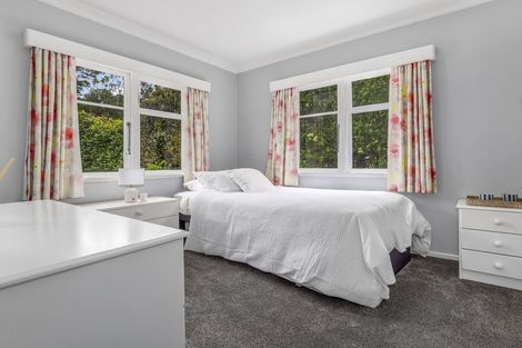 Photo of property in 69 Bartholomew Road, Levin, 5510