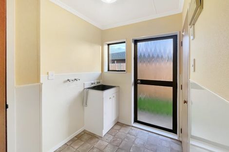 Photo of property in 4 Edgecombe Court, Roslyn, Palmerston North, 4414