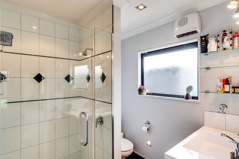 Photo of property in 9 Pacific Avenue, Poraiti, Napier, 4112