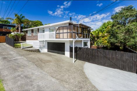 Photo of property in 1/24 Sandown Road, Rothesay Bay, Auckland, 0630