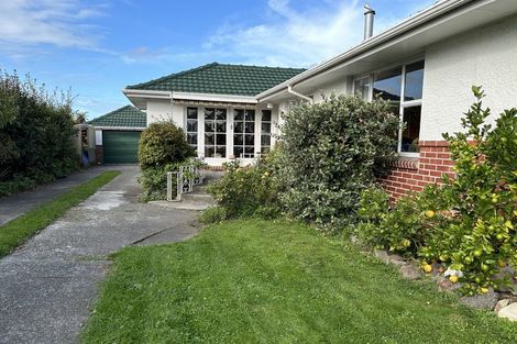 Photo of property in 228 Avonhead Road, Avonhead, Christchurch, 8042