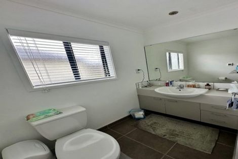Photo of property in 45 Sonoma Crescent, Oteha, Auckland, 0632
