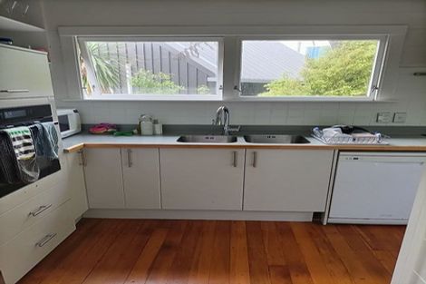 Photo of property in 19 Rochester Street, Wilton, Wellington, 6012