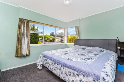 Photo of property in 31 Southsea Crescent, Silverdale, Hamilton, 3216