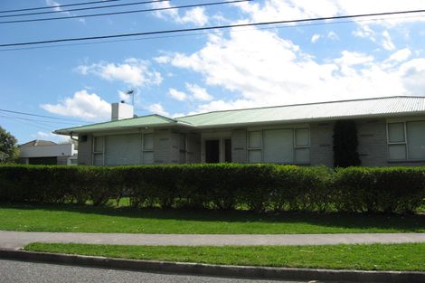 Photo of property in 261 Riverside Drive, Waterloo, Lower Hutt, 5011